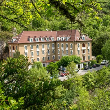 Hotel Le Richelme in the Vallon des Eaux Chaudes in Digne-les-Bains