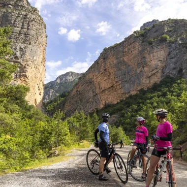 Road cycling in the Clues de Barles