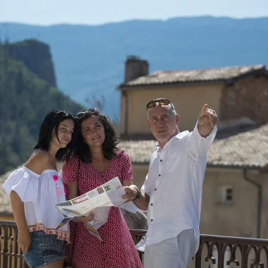 Entdeckung der Stadt Digne les Bains