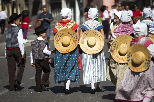 Lavendelkorso in Digne les Bains, Folkloregruppe