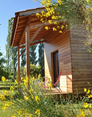 Eco cabane à Volonne Terre du Vanson