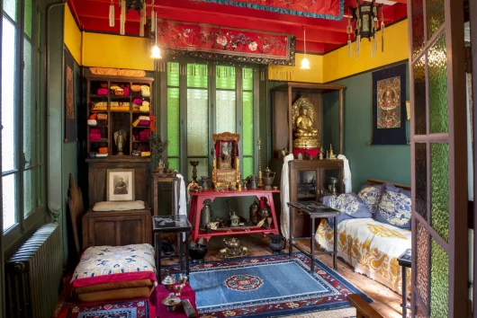 Schlafzimmer eines großen tibetischen Lamas im Haus von Alexandra David Neel